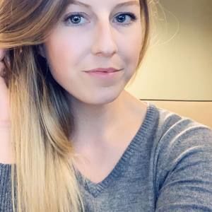 Meet your Posher, Danielle